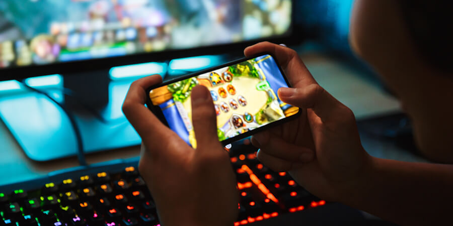 PH authorities will not impose a ban on online games, but are taking down illegal websites